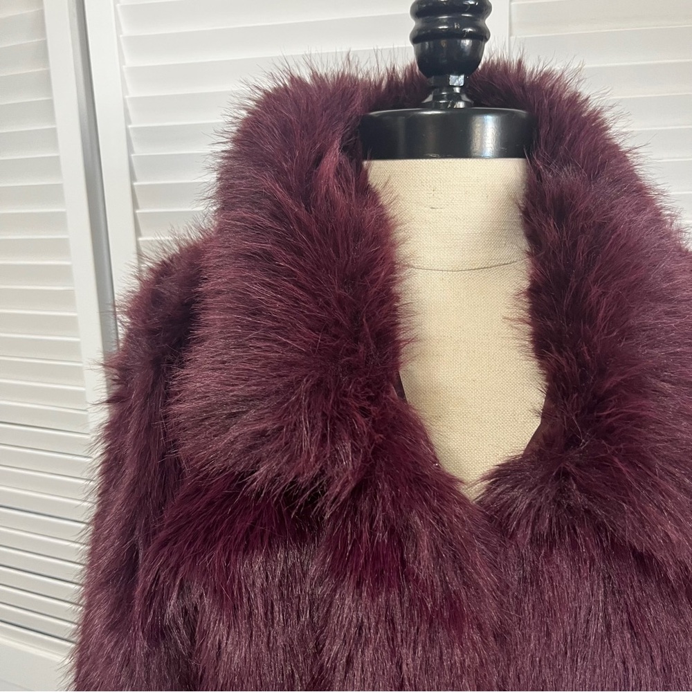 NWT No Boundaries Burgundy Faux Fur Teddy Jacket - Picture 3 of 9